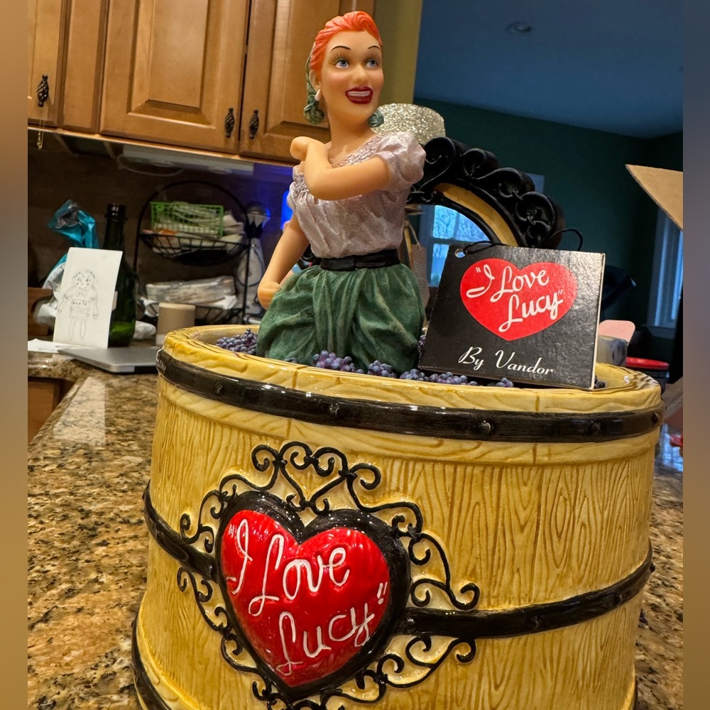 Vandor I Love Lucy TV Grape Stomping Cookie Jar Limited Edition 2748/10,000 New